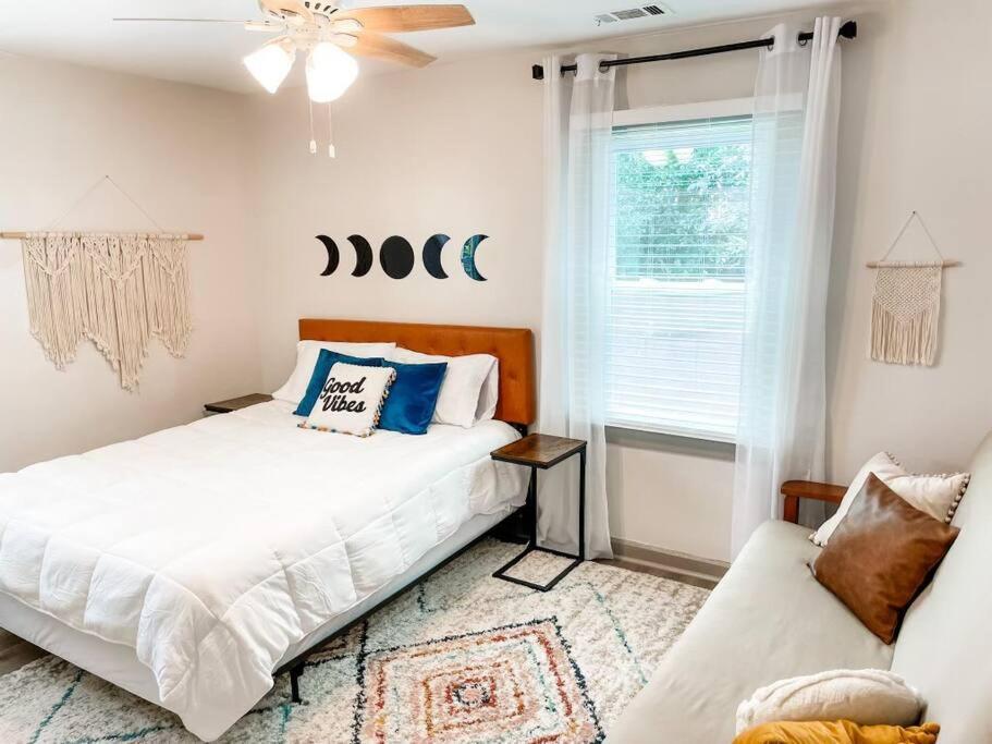 Blue Bungalow W/ Free Golf Cart 1/2 Mi From Square Covington Eksteriør billede