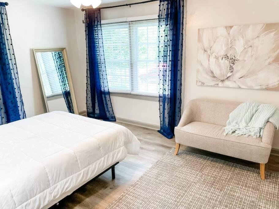Blue Bungalow W/ Free Golf Cart 1/2 Mi From Square Covington Eksteriør billede