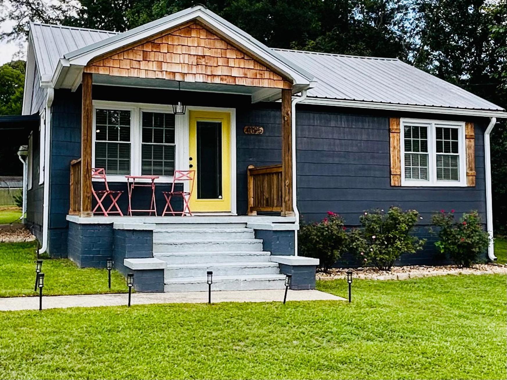 Blue Bungalow W/ Free Golf Cart 1/2 Mi From Square Covington Eksteriør billede