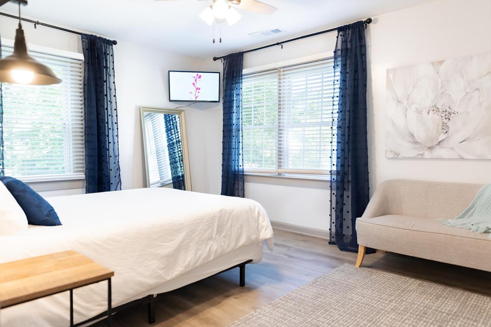 Blue Bungalow W/ Free Golf Cart 1/2 Mi From Square Covington Eksteriør billede