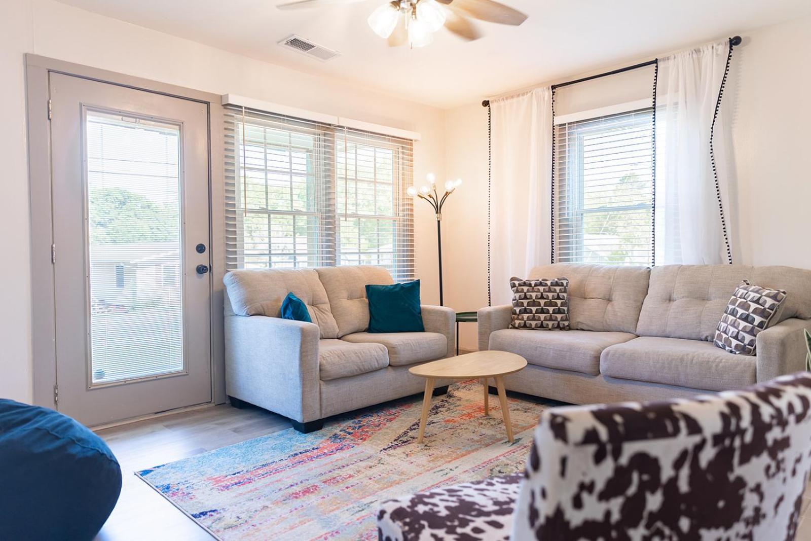 Blue Bungalow W/ Free Golf Cart 1/2 Mi From Square Covington Eksteriør billede