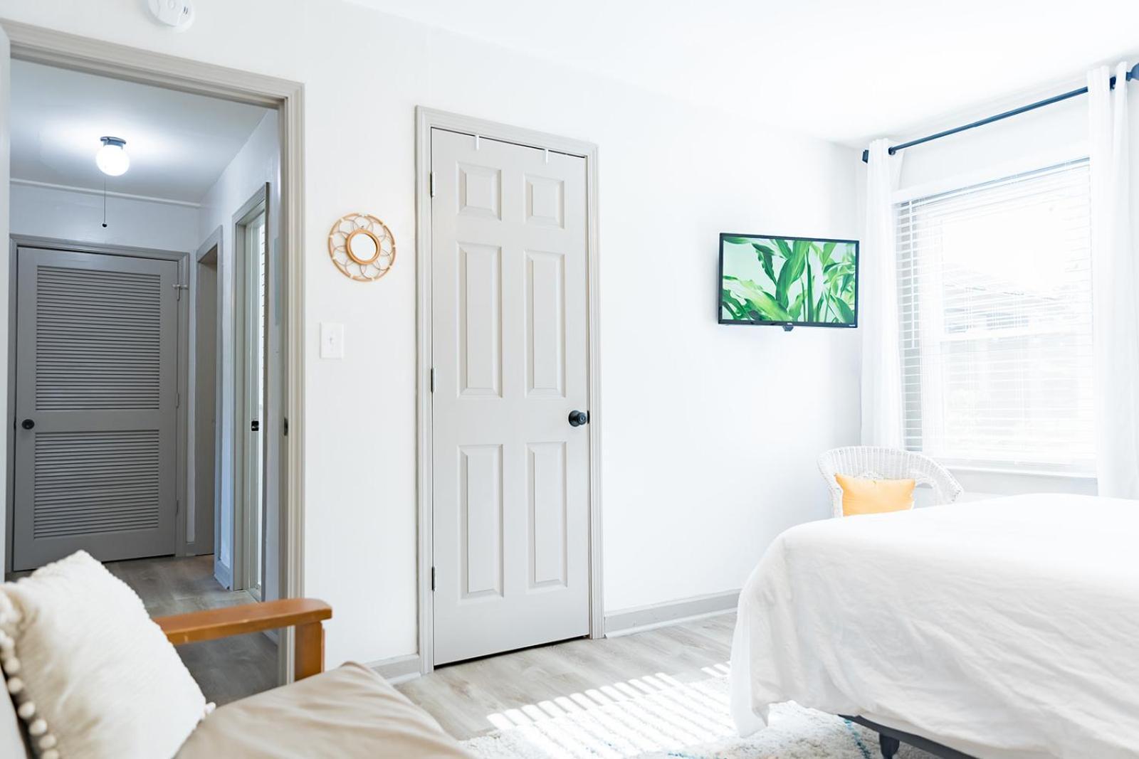 Blue Bungalow W/ Free Golf Cart 1/2 Mi From Square Covington Eksteriør billede