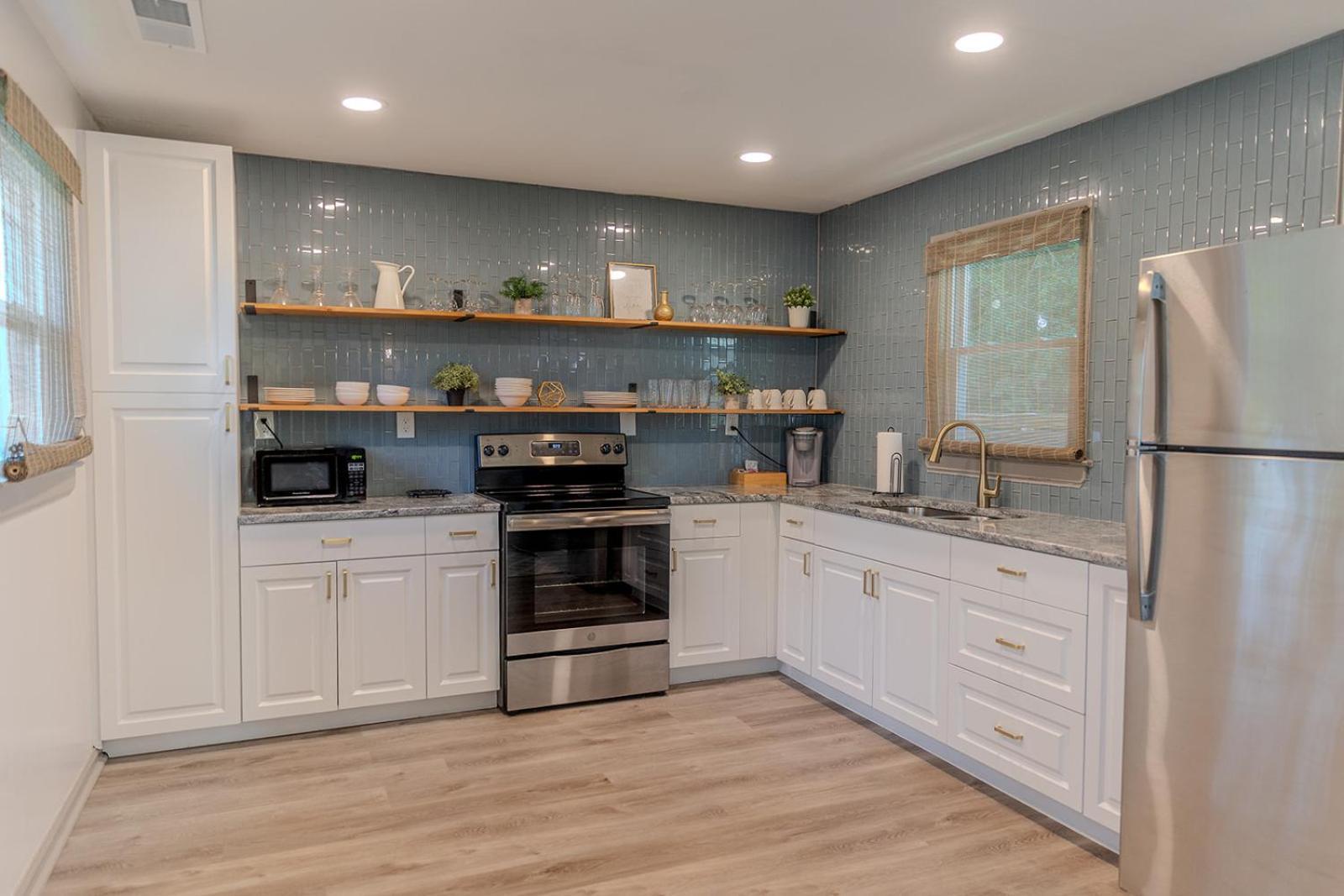 Blue Bungalow W/ Free Golf Cart 1/2 Mi From Square Covington Eksteriør billede